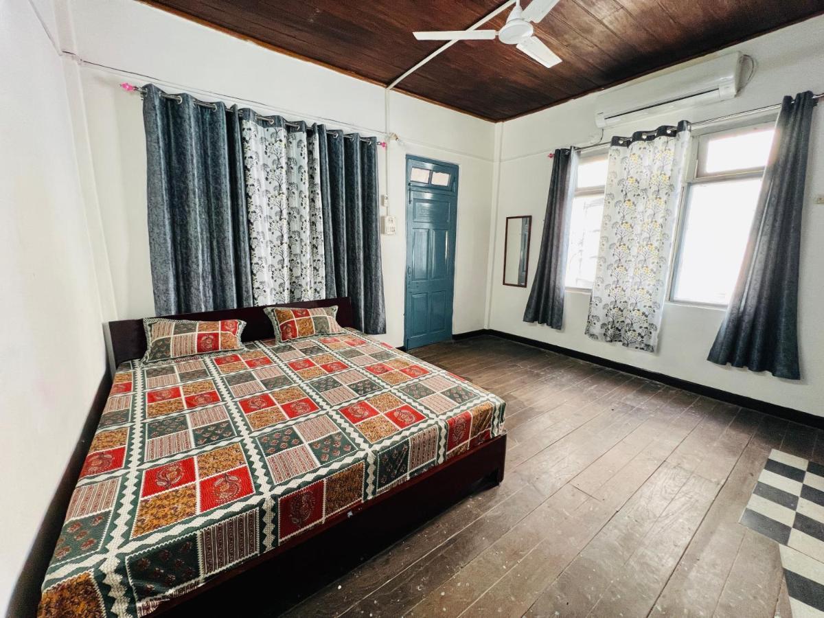 Levi Home Guest House & Retreat Centre Siliguri Exteriör bild