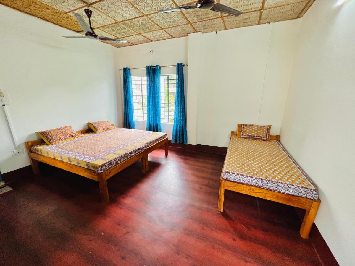 Levi Home Guest House & Retreat Centre Siliguri Exteriör bild